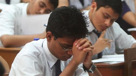 CBSE Board Exams 2025 - CBSE Class 12 Physics paper analysis: Mix of ...