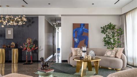 This biophilic Mumbai home tells a colourful tale of contrasts ...