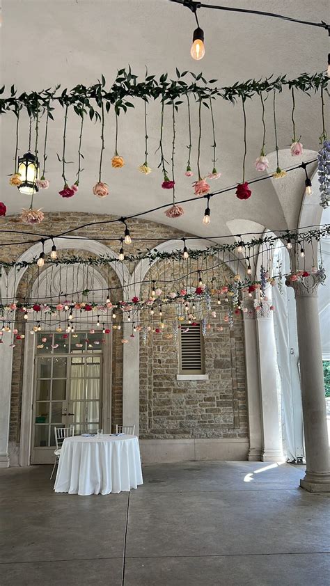 A textural and inviting fall wedding at Pinecroft at Crosley Estate ...