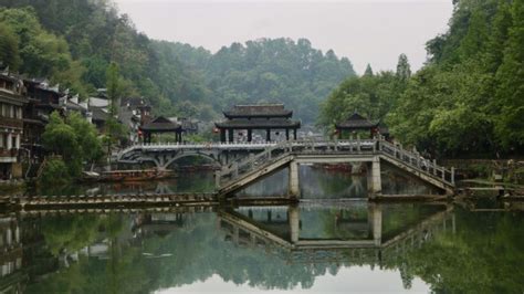 Zhangjiajie: A complete guide to China’s Avatar-like mountains | LSA IND