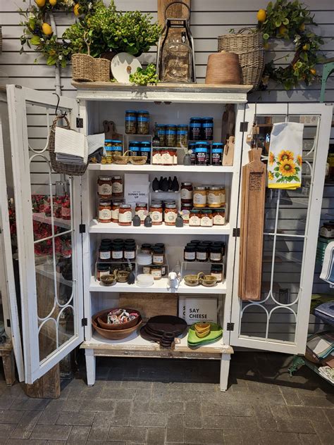 Photo Gallery: Delaware Garden Center - Oakland Nursery