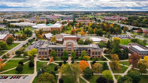 Central Michigan University to Pay Tuition After Scholarship Error - The New York Times