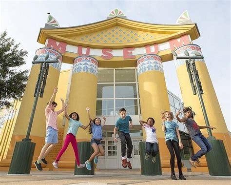 Museum of Illusions Houston - All You Need to Know BEFORE You Go (2024 ...