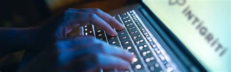 'Ze noemen simpele bugs Inti-bugs' - Interview - Tweakers