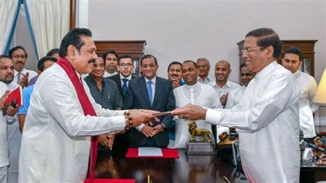 斯里兰卡总理被总统撤职,原因是密谋暗杀总统?凤凰网国际智库_凤凰网
