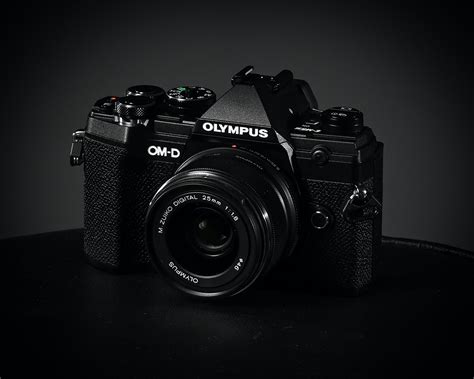 OLYMPUS OM-D E-M5 Mark IIIを徹底解説。作例からおすすめレンズまで | ONE SCENE（ワンシーン）