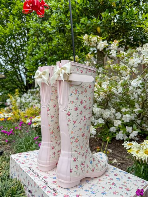 Cutest Floral Rain Boots: LoveShackFancy x Hunter Drop | Floral rain boots, Girly shoes, Rain boots