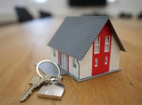 拖欠房租该怎么处理 房东是否可以私下拿租客物品来抵房租-长沙象盒资讯