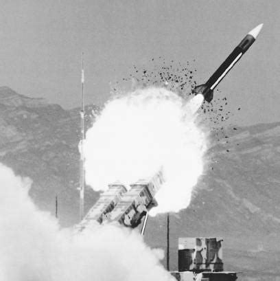 Projectile Motion Real Life Examples 的图像结果