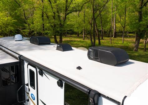 Selecting the Best RV Air Conditioner