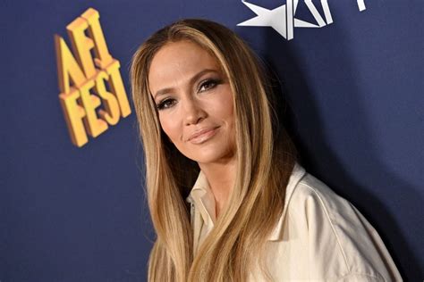 Jennifer Lopez : cette promesse faite à ses jumeaux Max et Emme après ...