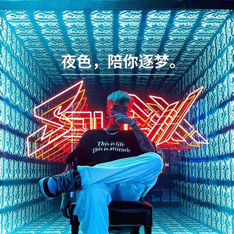 Image result for Walk-In Infinity Mirror Box