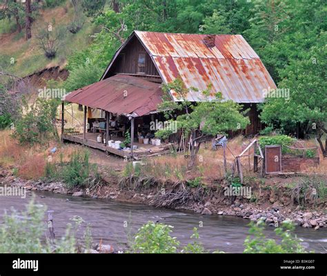 Old cabin on Pine Creek Hell s Canyon National Recreation Area Oregon ...