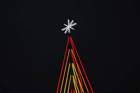 JavaScript Christmas Tree 的图像结果