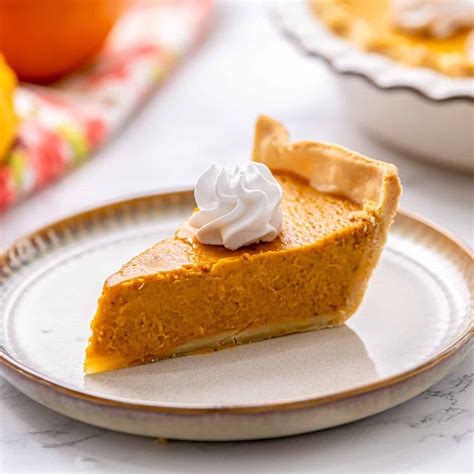Pumpkin Pie Slice LIBBY'S® Easy Pumpkin Pie