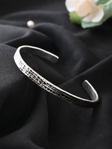 RICHEERA Women Silver-Plated Cuff Bracelet – Richeera