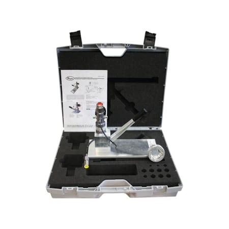 Dwyer Instruments Test Pump with 1/4" NPT Connections, Fine Volume ...