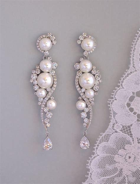Pearl Bridal Earrings Crystal and Pearl Dangle Earrings - Etsy
