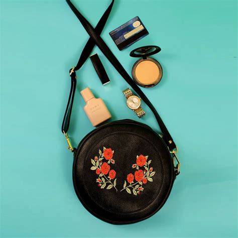 Get Solid Textured Bi-Fold Long Wallet at ₹ 1049 | LBB Shop