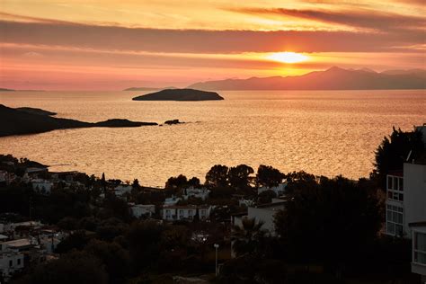 Gün batımı manzarası, Gümüşlük, Bodrum - | Pegasus Blog