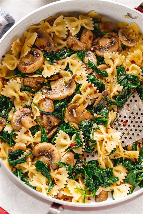 Parmesan Spinach Mushroom Pasta Skillet Recipe – Best Pasta Recipe ...