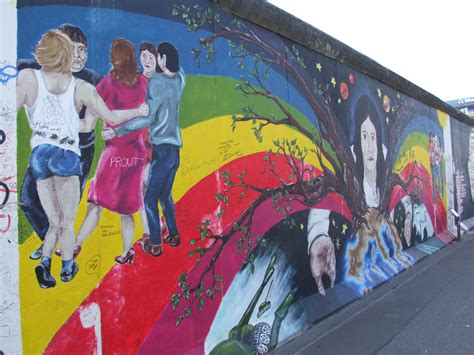 Berlin Wall Drawing - Drawing.rjuuc.edu.np