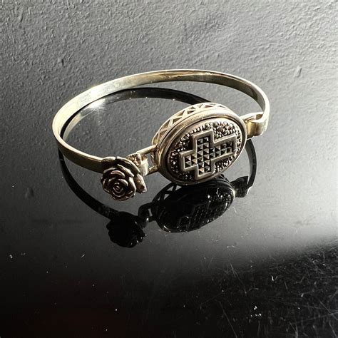 【old silver jewelry】 sv925 zirconia&rose design bangle | ELCASION/ELCA