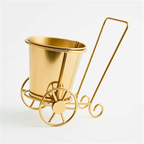 Buy Valencia Metal Trolley Planter from Home Centre at just INR 599.0