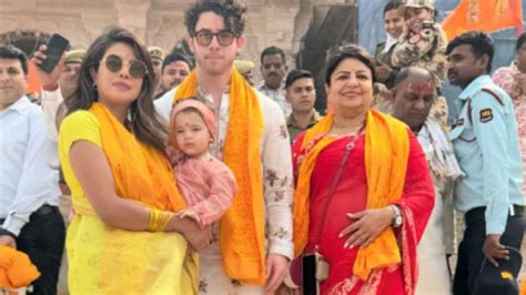Ayodhya Ram Temple : రామ్ లల్లా సన్నిధిలో ప్రియాంక చోప్రా, అండ్ ...