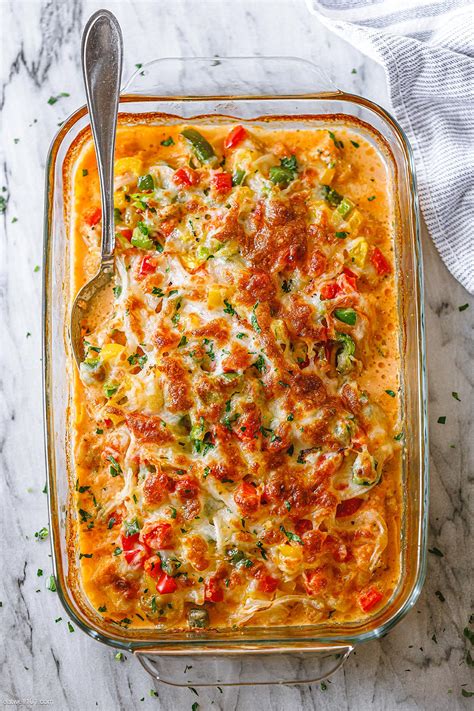 Creamy Fajita Chicken Casserole Recipe — Eatwell101