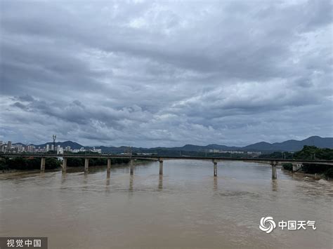 暴雨！强雷电！江西南昌多地积水严重_央广网