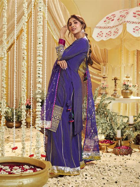 Women Floral Embroidered Regular Kurta with Palazzos & With Dupatta ...
