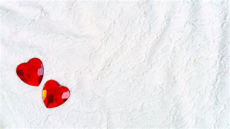 Download wallpaper 3840x2160 hearts, white, red, love 4k uhd 16:9 hd ...