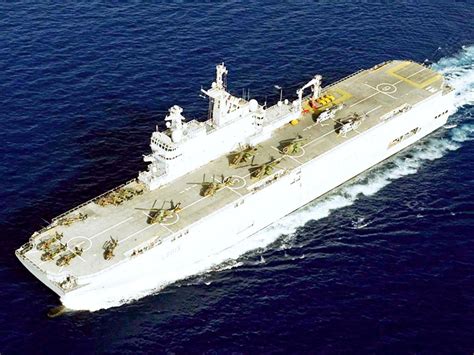 Mistral Class 3D Model 的图像结果