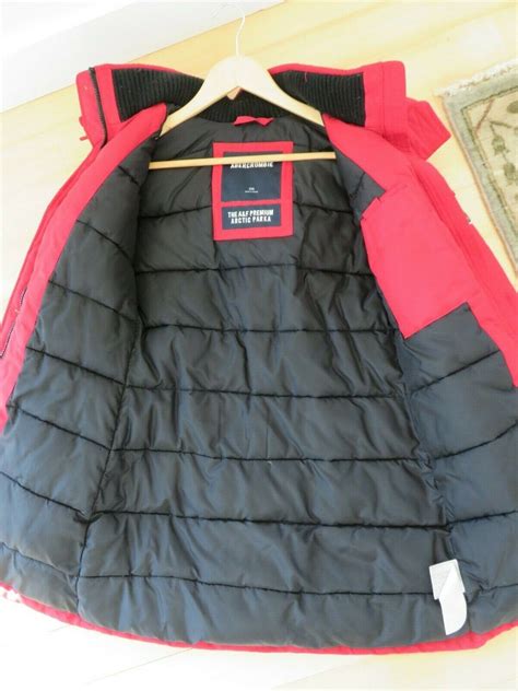 Abercrombie winter coat heavy duty women in red size … - Gem