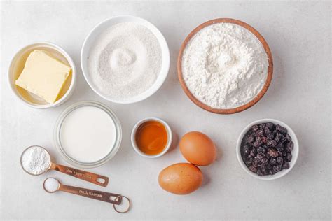 Little Debbie Raisin Creme Pies (Easy Copycat Cream Pie Recipe ...