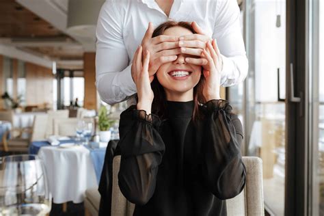 The Third Date: What It Means to a Guy or Girl & 44 Best Ideas, Signs ...