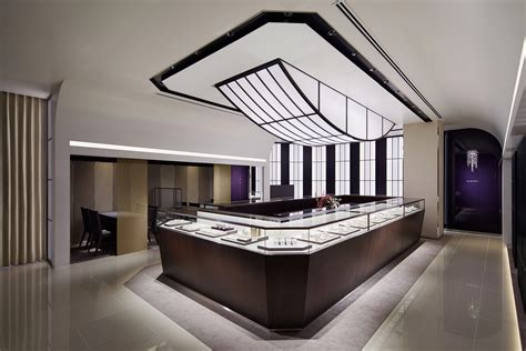 Japanese jeweler NIWAKA born in Kyoto. Grand opening of flagship store ...