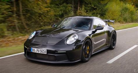The Naturally Aspirated 2022 Porsche 911 GT3 Will Debut Next Tuesday