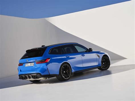 2025 BMW M3 Touring Officially Debuts With More Power