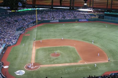 12 Smallest MLB Stadiums By Capacity: Baseball Bible
