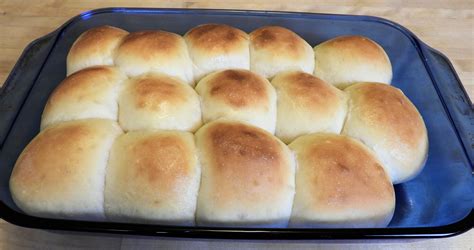 Bread machine dinner rolls – The Suburban Edge
