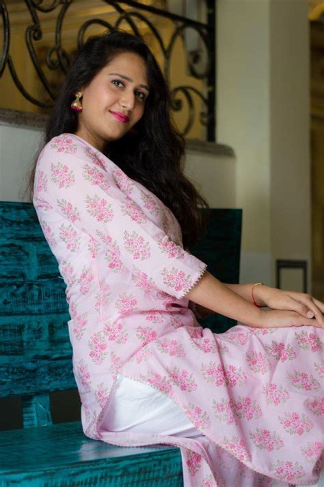 Pink Flowers - Hand Block Printed Cotton Kurti – Preppy Apparels
