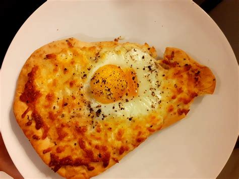 Recipe: Nadisha's Egg Naan - Rediff.com Get Ahead