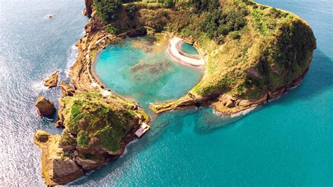 The world's most breathtaking natural pool—and how you can visit it ...