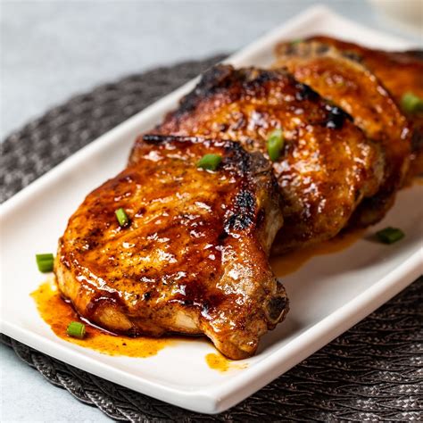 Honey Sriracha Pork Chops | Pork chop dinner, Pork chop recipes, Honey ...