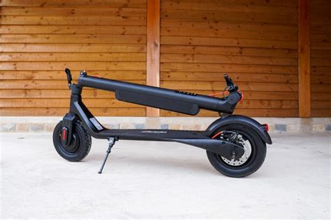 9 Best Long Range Electric Scooters (Based on Real Data)