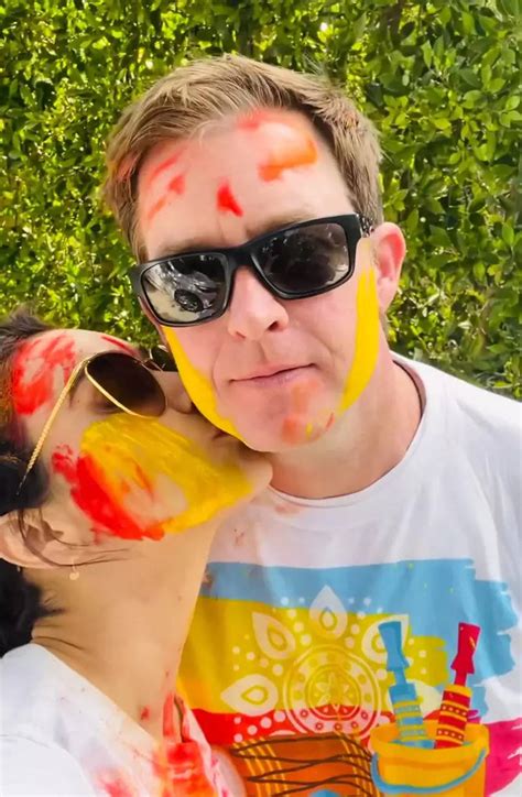 Inside Priyanka Chopra and Nick Jonas’ fun-filled Holi party with ...