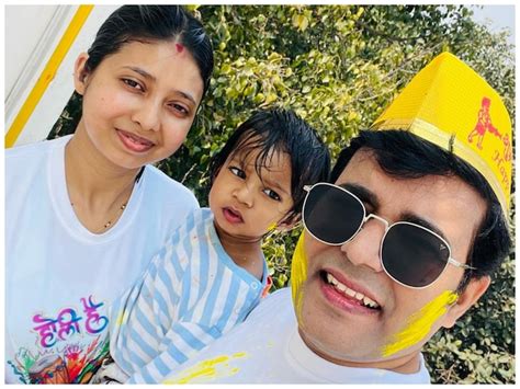 IAS Love Story: किसी लव गुरु से कम नहीं हैं ये IAS, ब्रेकअप पर रखी राय ...