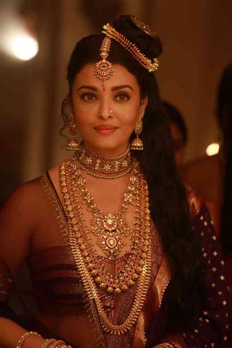 Ponniyin Selvan: I movie review: A deeply respectful adaptation of a ...